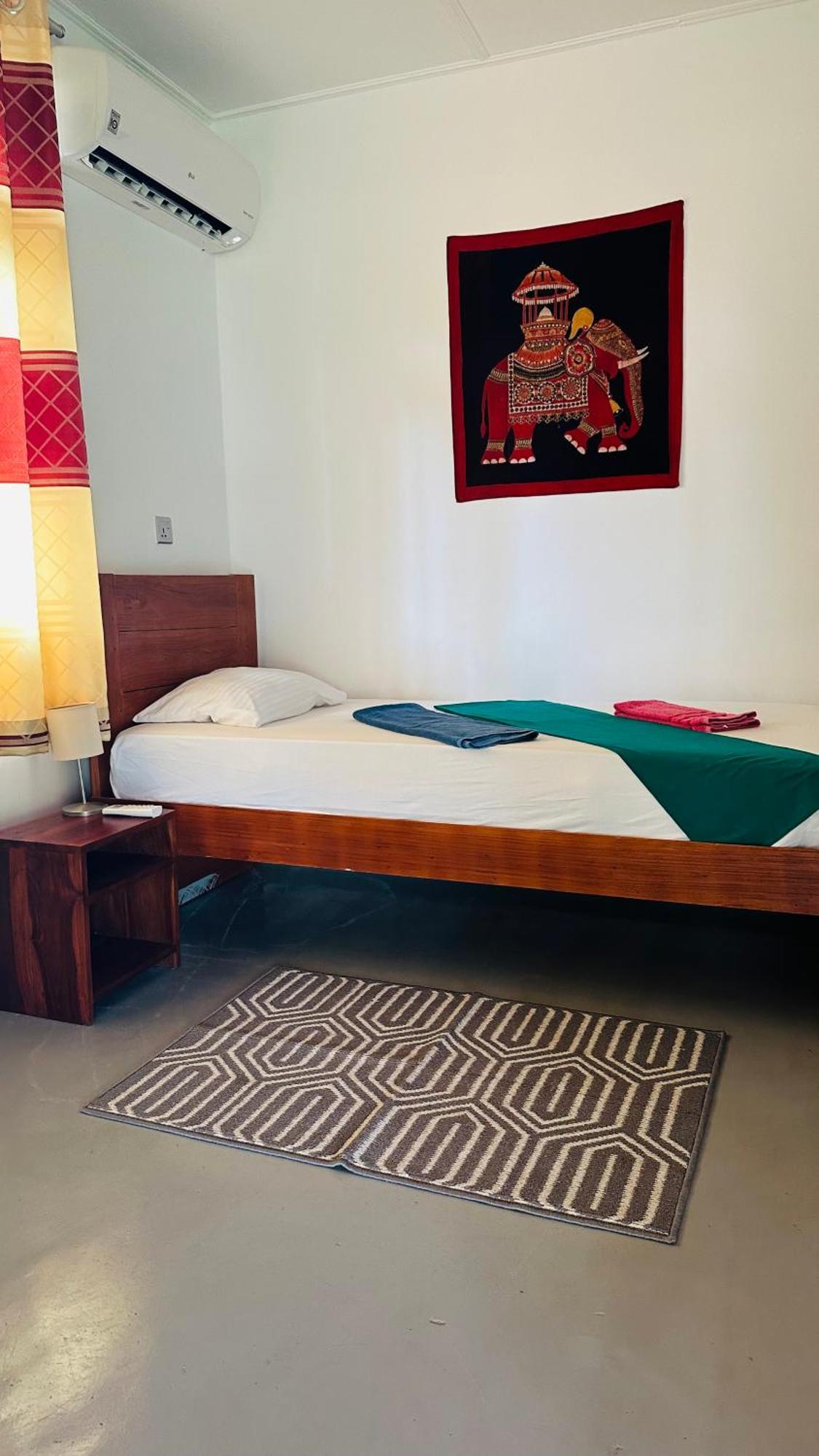 108 Palms Beach Resort 亭可马里 外观 照片